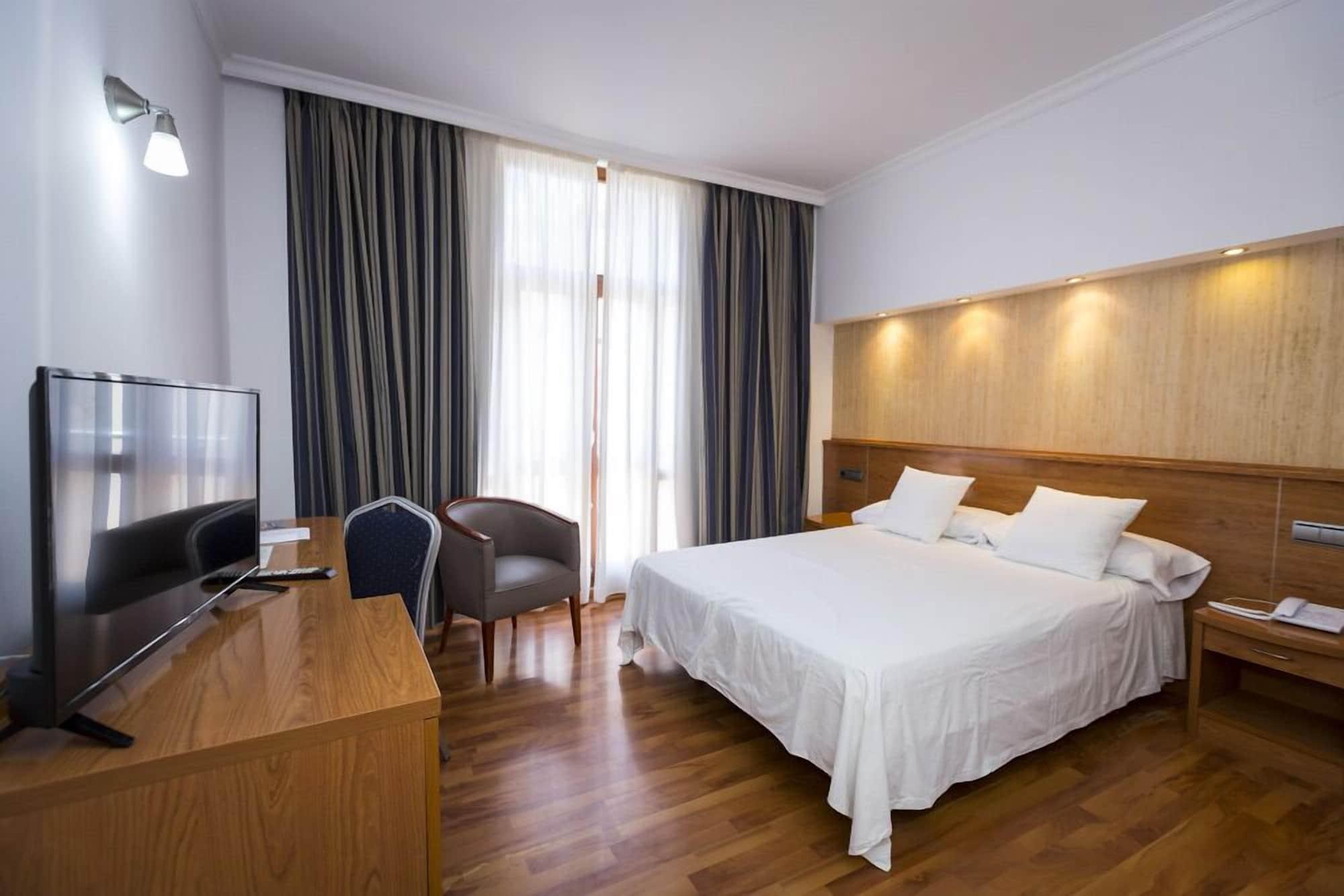 Hotel Rusadir Мелилья Экстерьер фото