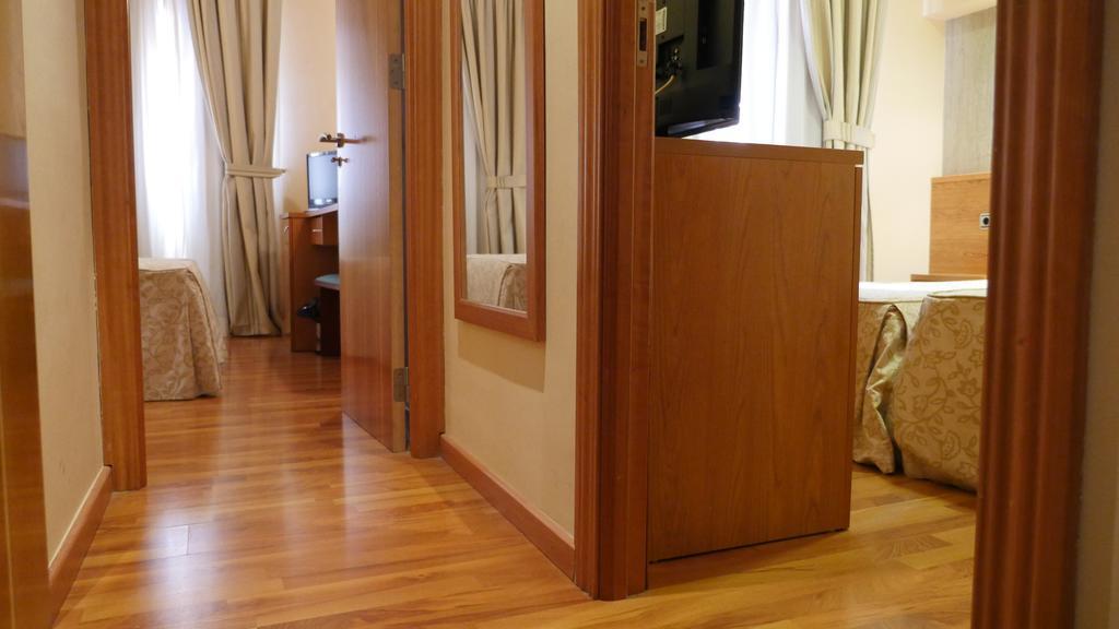 Hotel Rusadir Мелилья Экстерьер фото