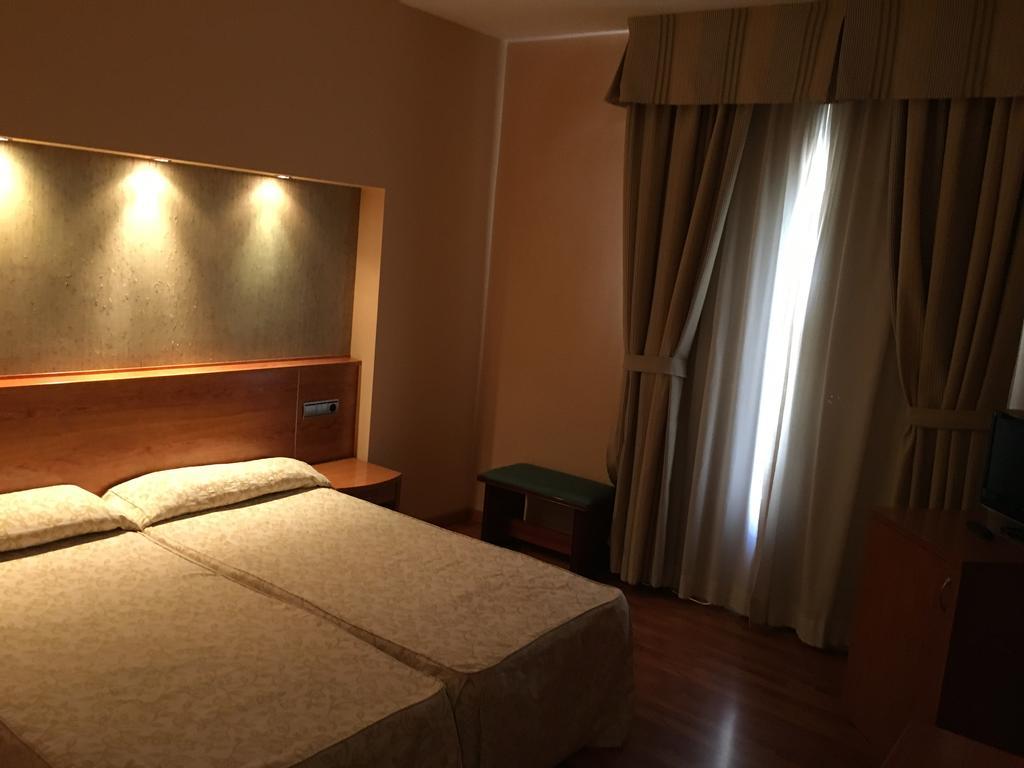 Hotel Rusadir Мелилья Экстерьер фото